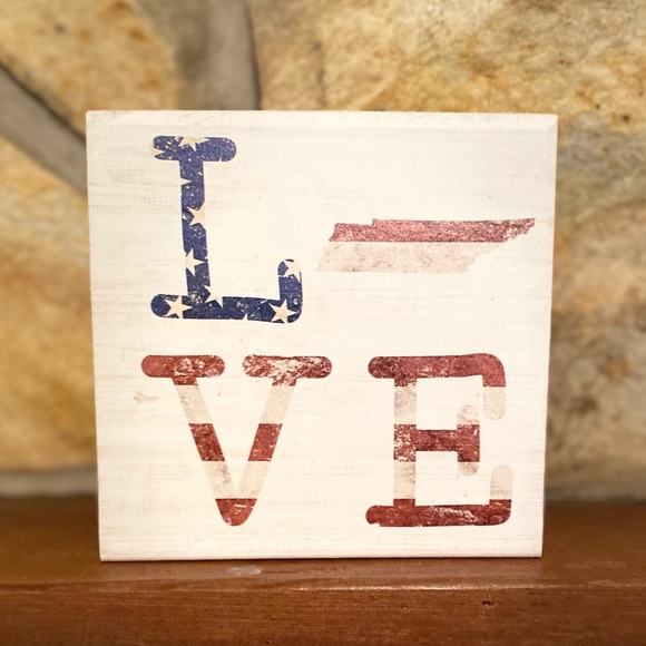 Patriotic Tennessee Love Wood Sign For Tier Trays Tabletop or Shelf, State Of TN - Picture 1 of 14